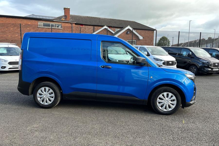 Ford TRANSIT COURIER Photo autoimg-14d919a5de8a612d2a92ae19ad01cc91aafcd93b.jpg