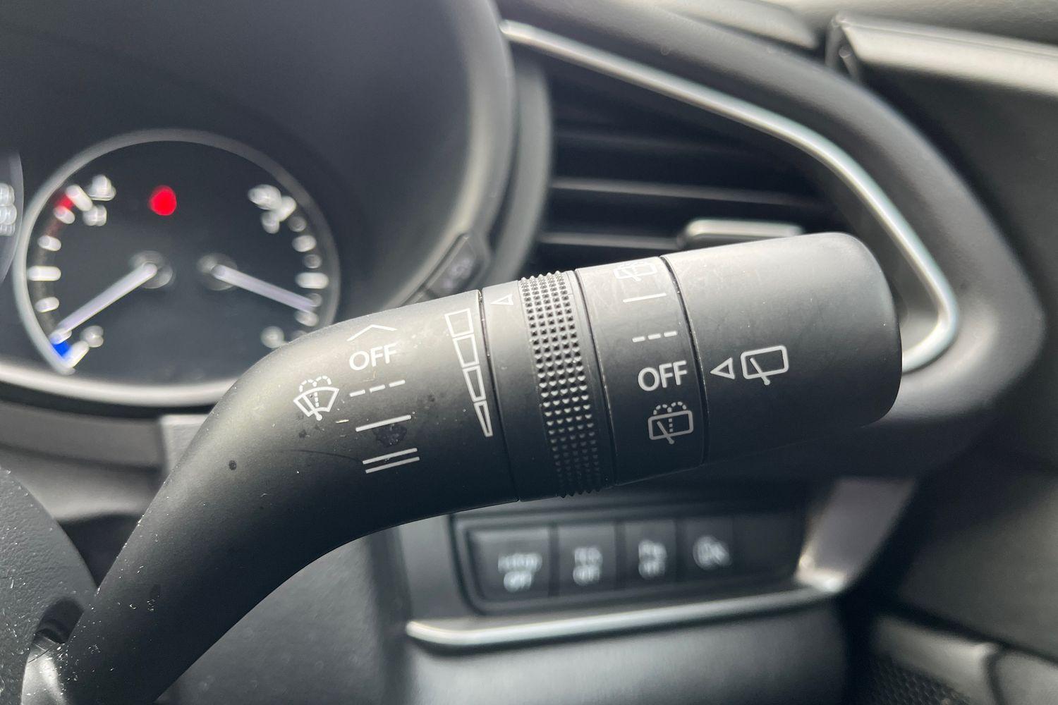 Mazda CX-30 Photo 14
