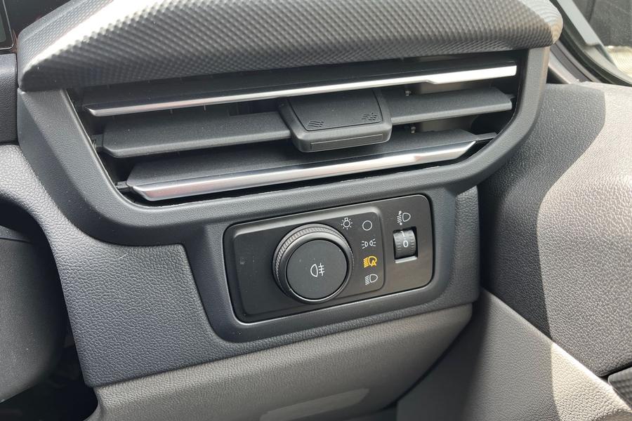 Ford TRANSIT CUSTOM Photo autoimg-14dc011ce4083afeae02e1c90bb221bdfd688538.jpg