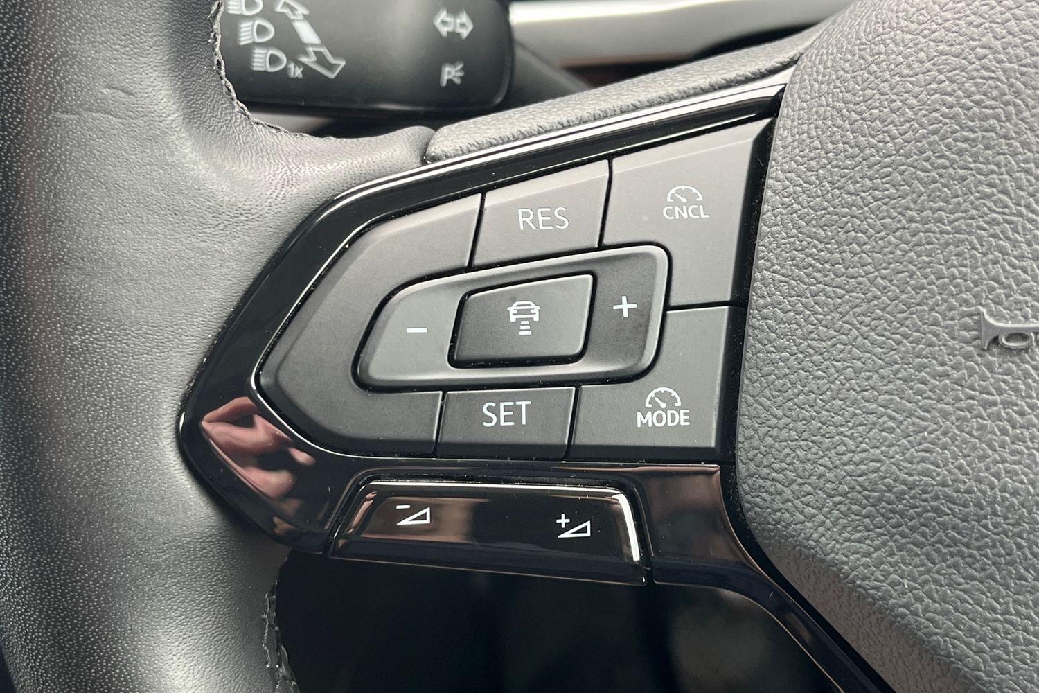 Ford TRANSIT CONNECT Photo 24