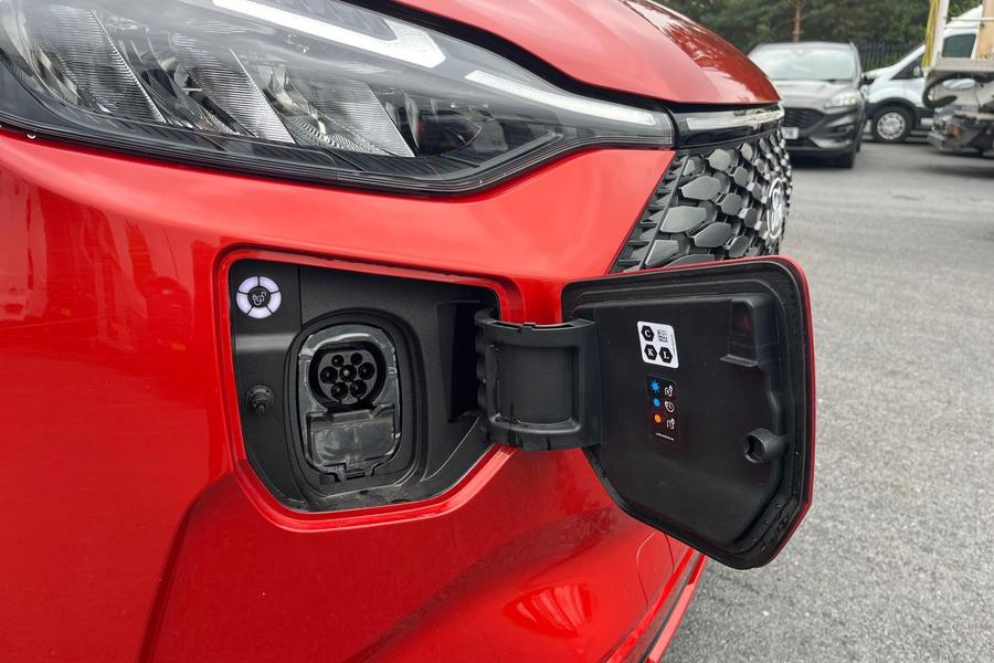 Ford E-TRANSIT CUSTOM Photo autoimg-14e666a75096ae1e5ec106a8ba70b6048e997d08.jpg