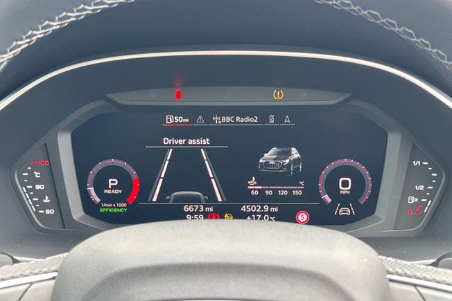 AUDI Q3 Photo 30