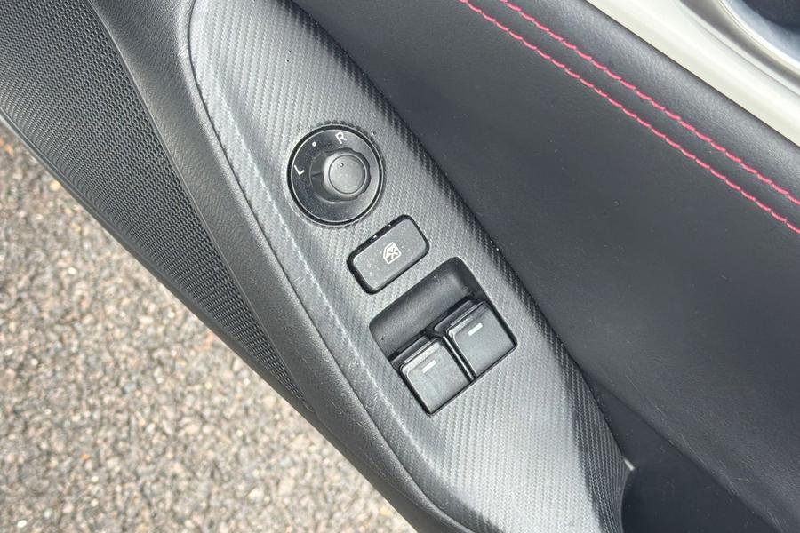 Mazda MX-5 Photo autoimg-14e73ab9d3bce5255ce307ad64693c07f6400a7f.jpg