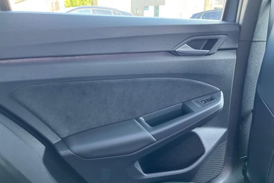 Volkswagen Golf Photo autoimg-14eb636fe8c0c56eed9ba5531590b13613298148.jpg
