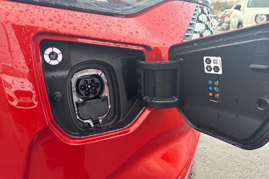 Used Ford E-Transit Custom SG25VLN 8