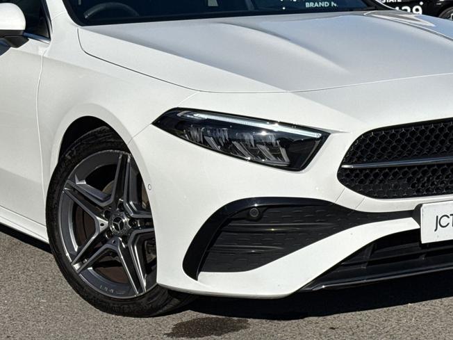 MERCEDES-BENZ A Class Photo 19