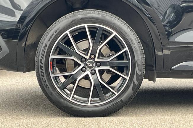 AUDI Q5 Photo 5