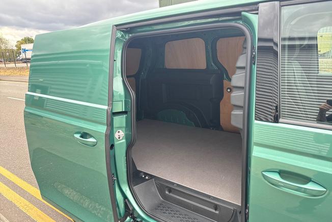 Volkswagen Id. Buzz Cargo Photo 22