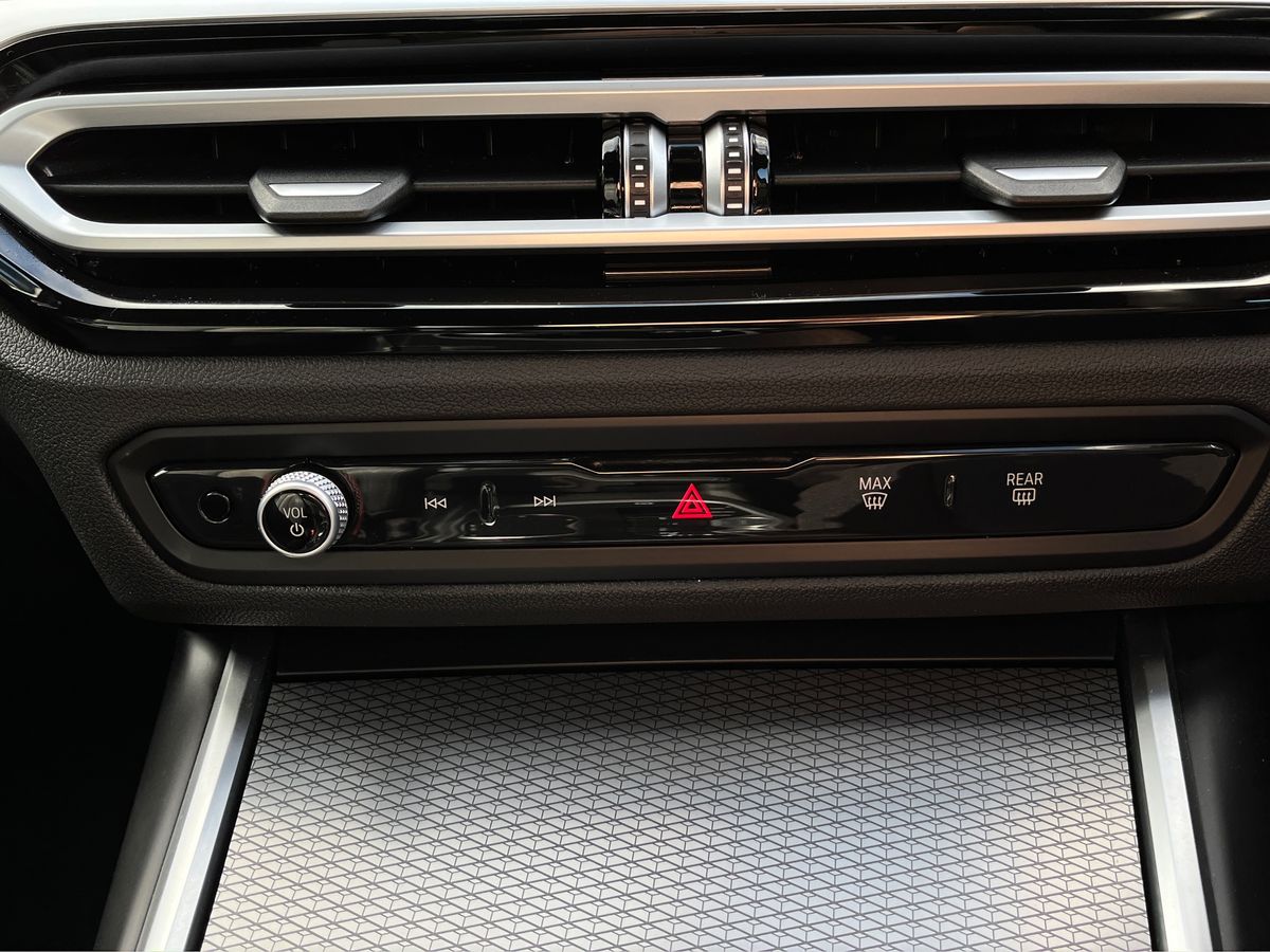 BMW 3 Series Photo 40