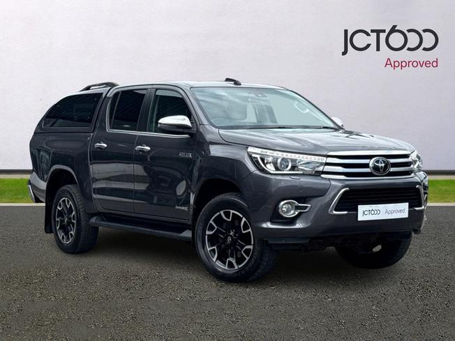 TOYOTA Hilux Photo 1