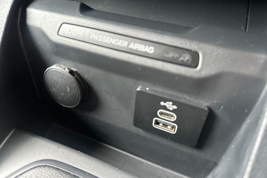 Used FORD TRANSIT COURIER HS24XGT 21