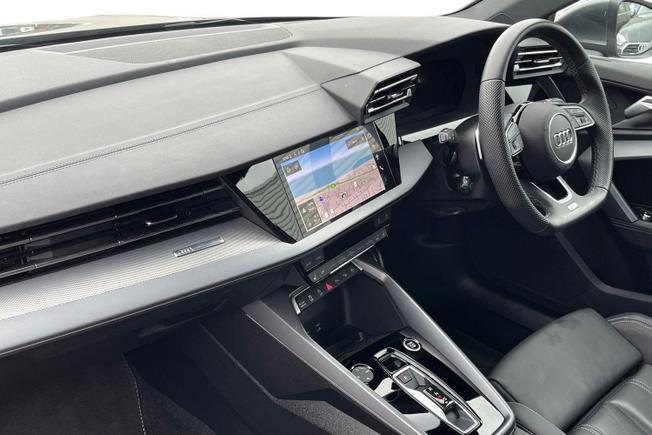 AUDI A3 Photo 2