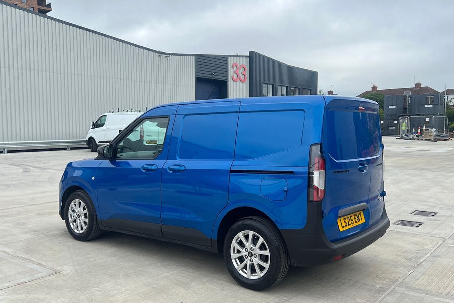 Used Ford TRANSIT COURIER LS25EWY 36