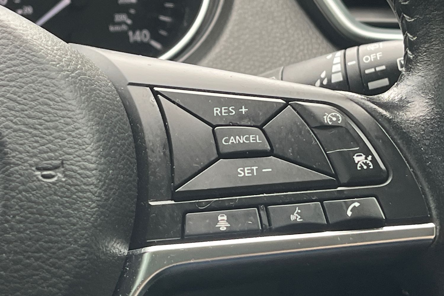 Nissan QASHQAI Photo 23