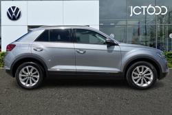 VOLKSWAGEN T-Roc Photo 4