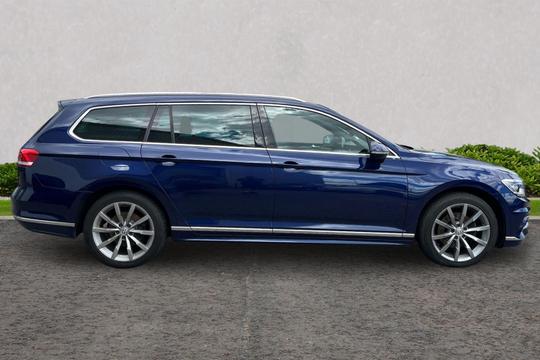 Volkswagen Passat Photo autoimg-150f09f427a6562a9b9faa5f905b351b1ce98d34.jpg