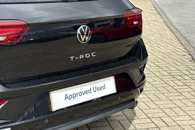 Volkswagen T-Roc Photo 21