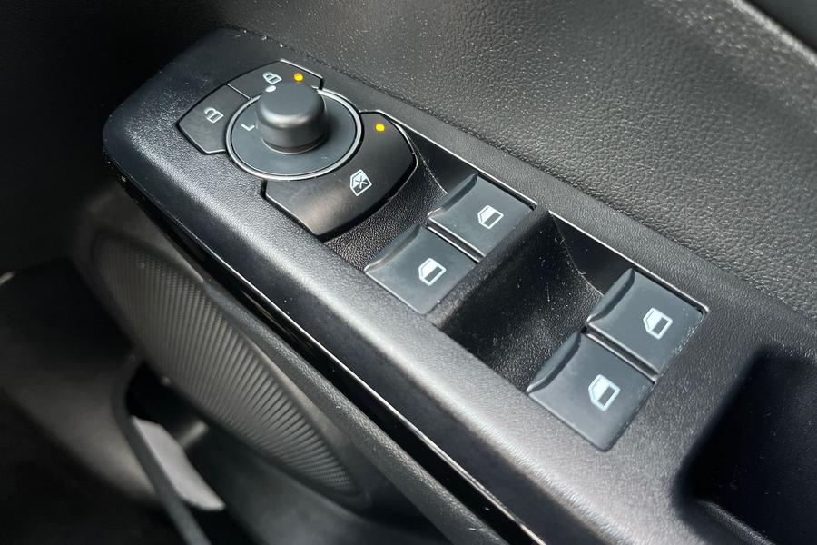 Ford Puma Photo autoimg-151a7e3828d9267de074ba9dbc82b487db24c679.jpg