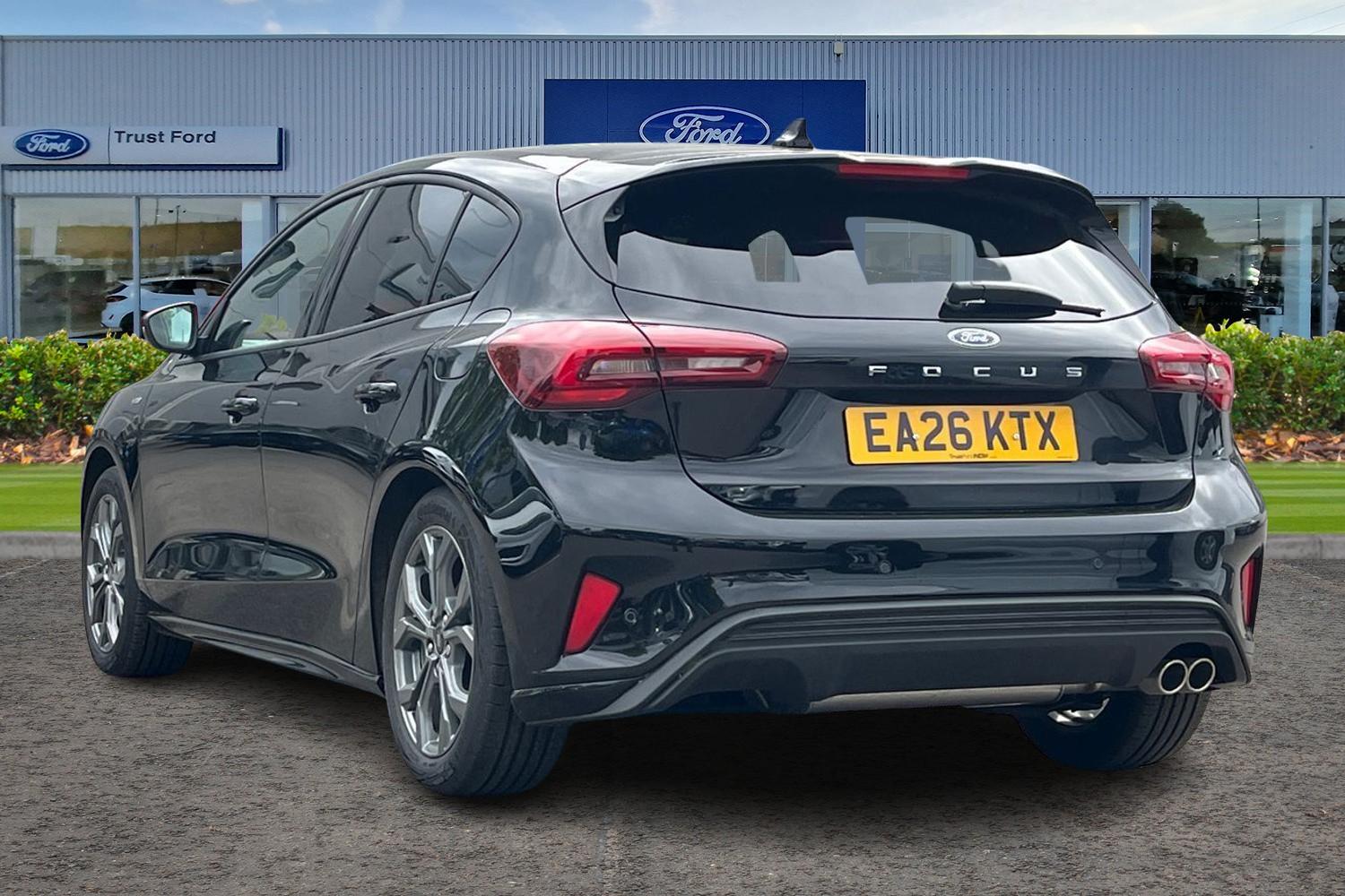 Ford FOCUS Photo 1