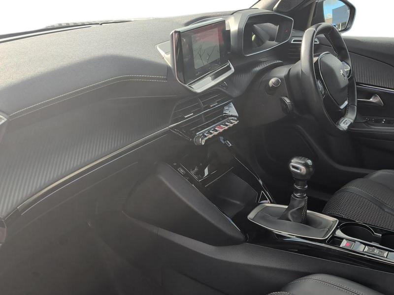 Used Peugeot 2008 NV71ARZ 15