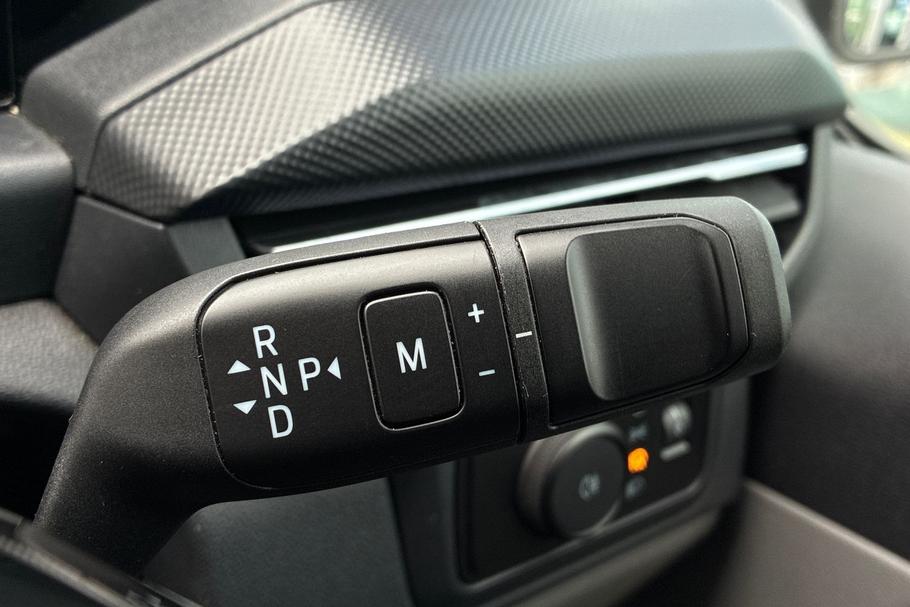 Used Ford TRANSIT CUSTOM HS25CHK 31