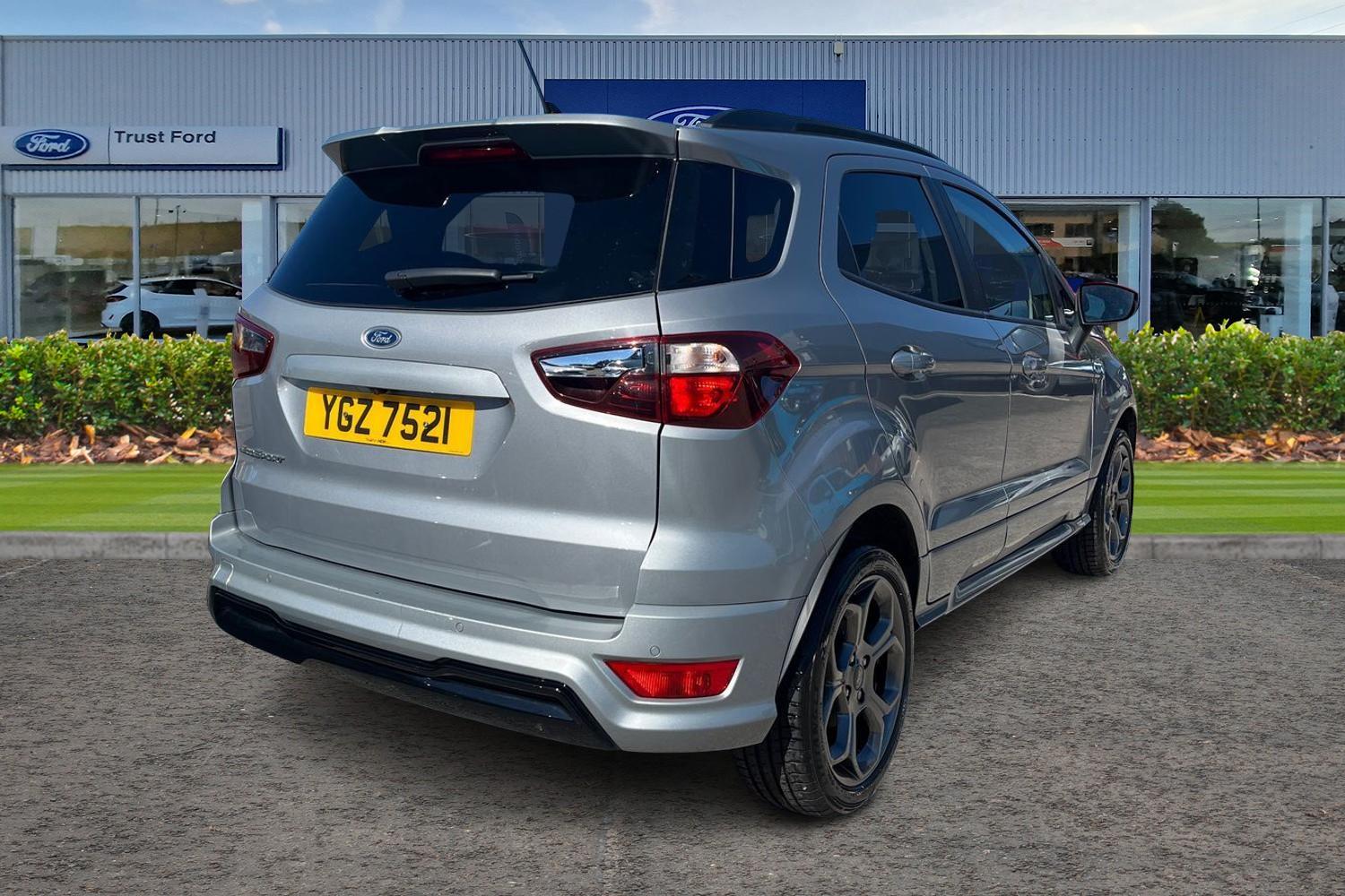 Ford ECOSPORT Photo 3