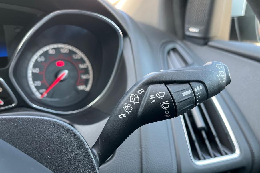 Used Ford FOCUS 15