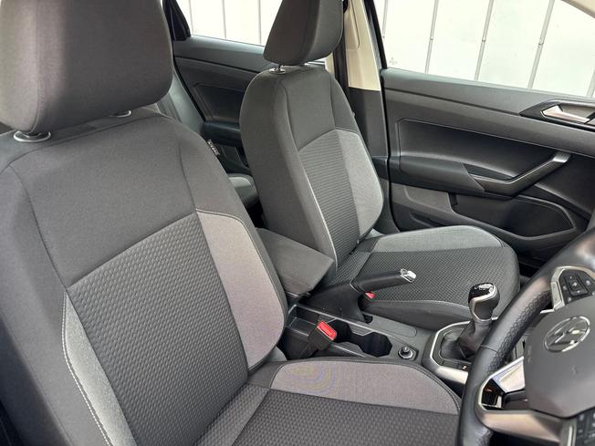 VOLKSWAGEN Polo Photo 49