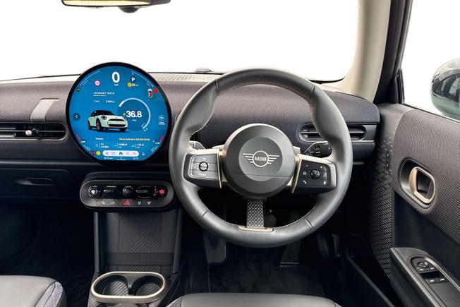 MINI Cooper Photo 11