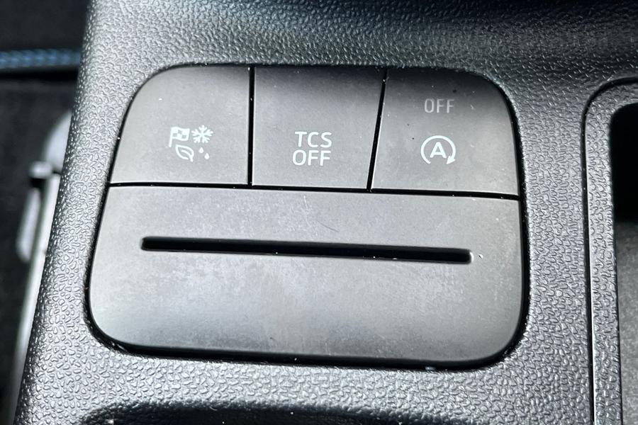Ford Fiesta Photo autoimg-152e669eb7b611ac4e8fa94bda30260cb470463e.jpg