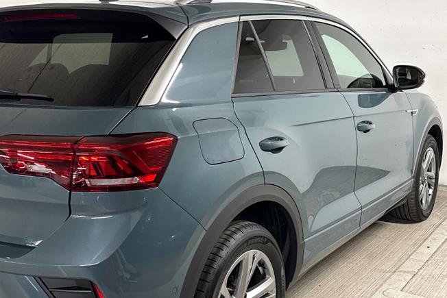 VOLKSWAGEN T-Roc Photo 28