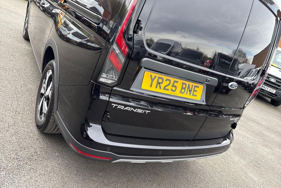 Used FORD TRANSIT CONNECT YR25BNE 39