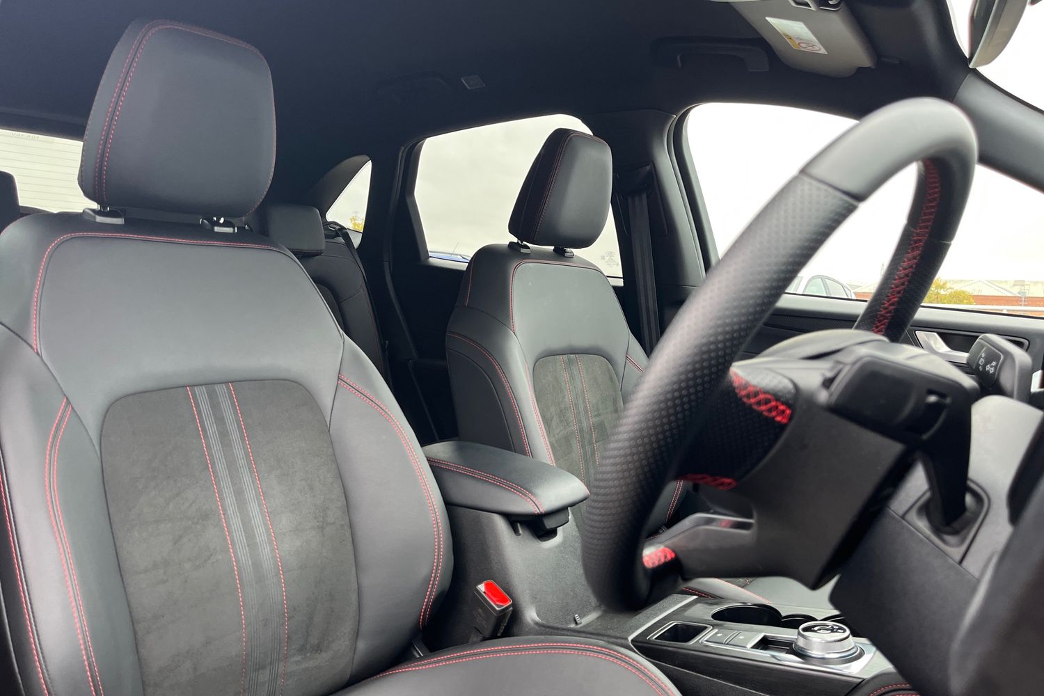 Ford KUGA Photo 16