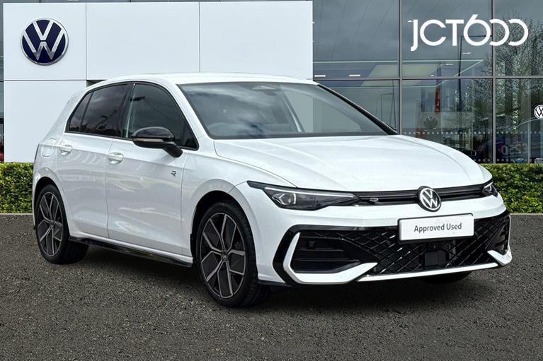 Used 2026 Volkswagen Golf 1.5 eTSI MHEV Black Edition Hatchback 5dr Petrol Hybrid DSG Euro 6 (s/s) (150 ps) White at JCT600