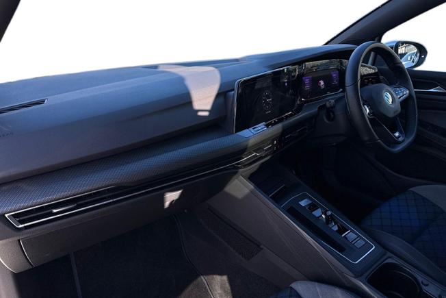 VOLKSWAGEN Golf Photo 2