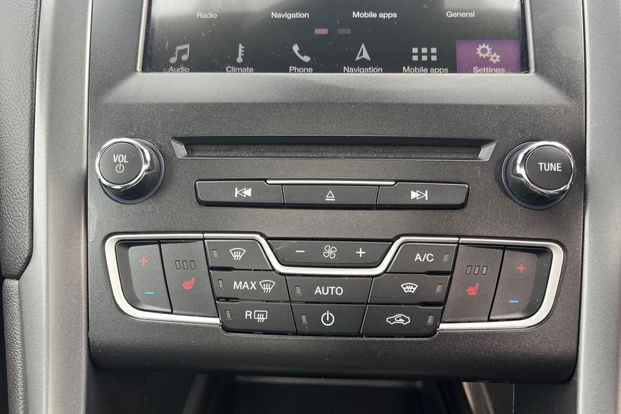 Ford MONDEO Photo autoimg-15482ebd298ded1853ce4dfba5eb17383661f929.jpg