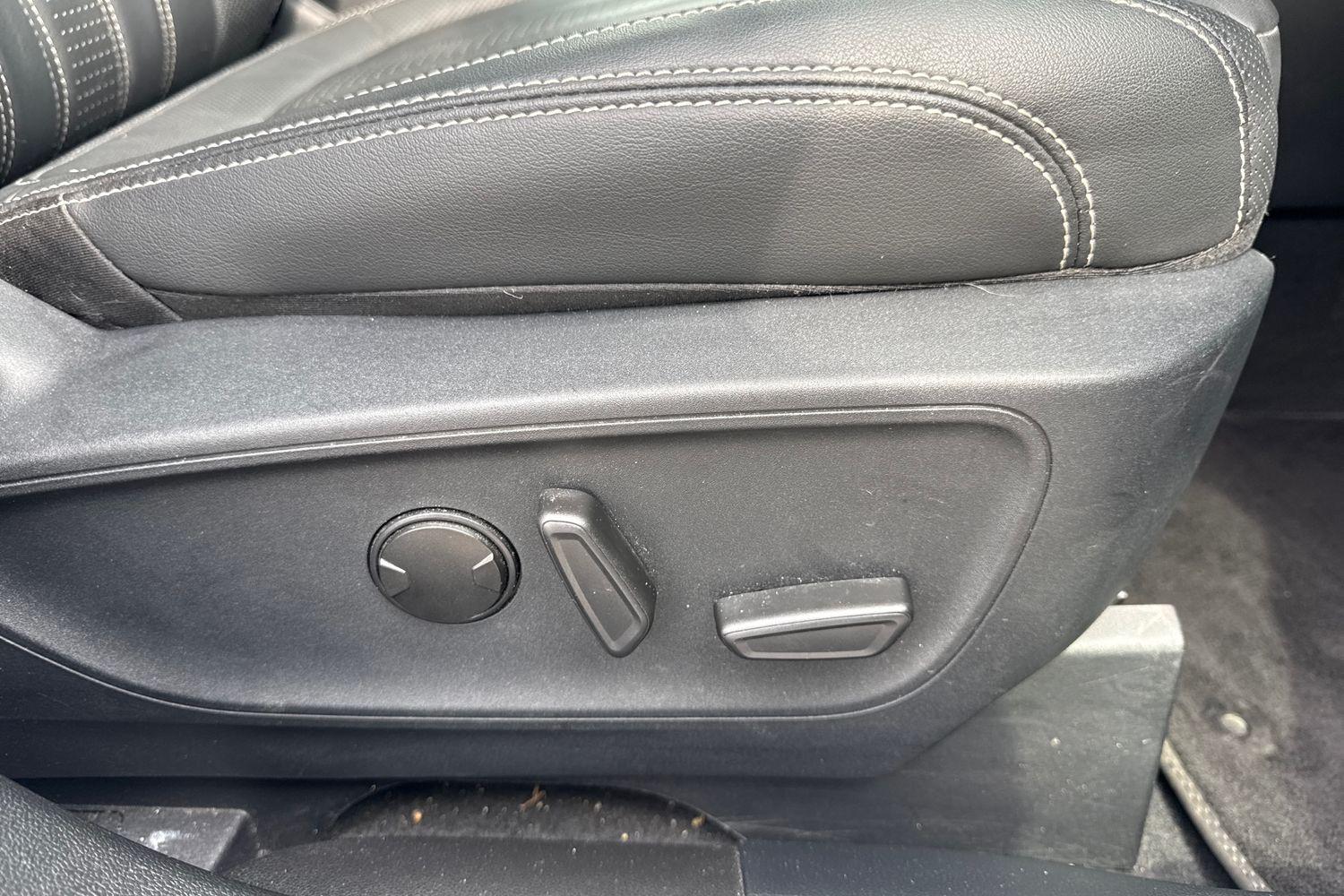 Ford KUGA Photo 27
