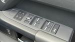 Land Rover Defender Photo 24