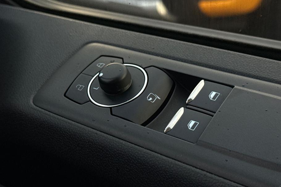 Used Ford TRANSIT CUSTOM 32