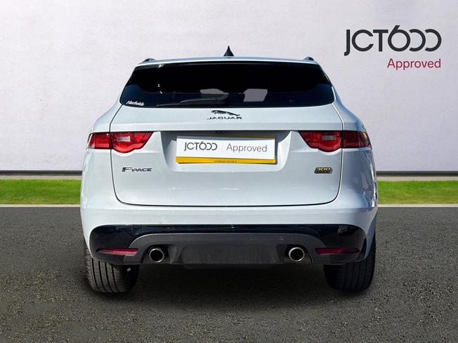 JAGUAR F-Pace Photo 7
