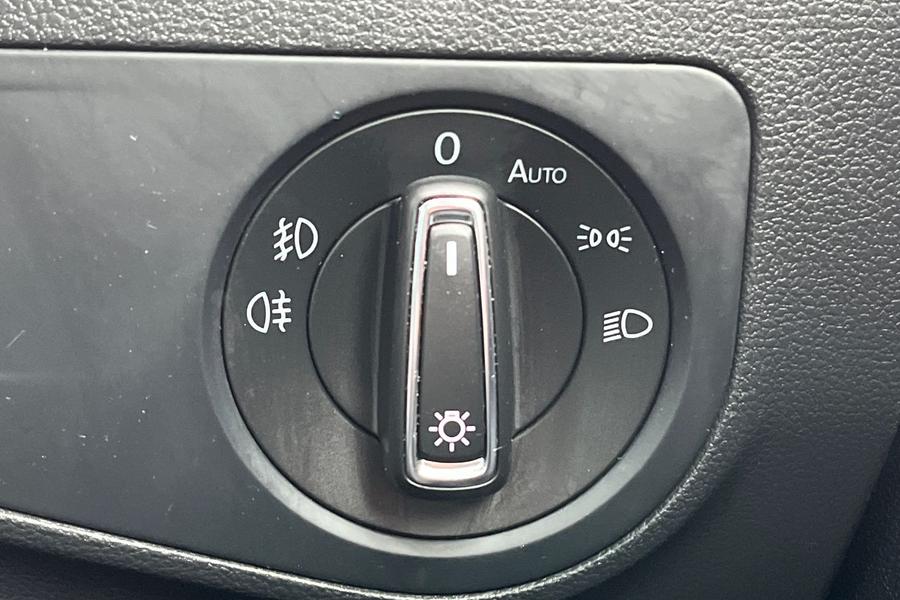 Volkswagen TIGUAN Photo autoimg-1554875b3f5191f016da195446ae747f2871426c.jpg