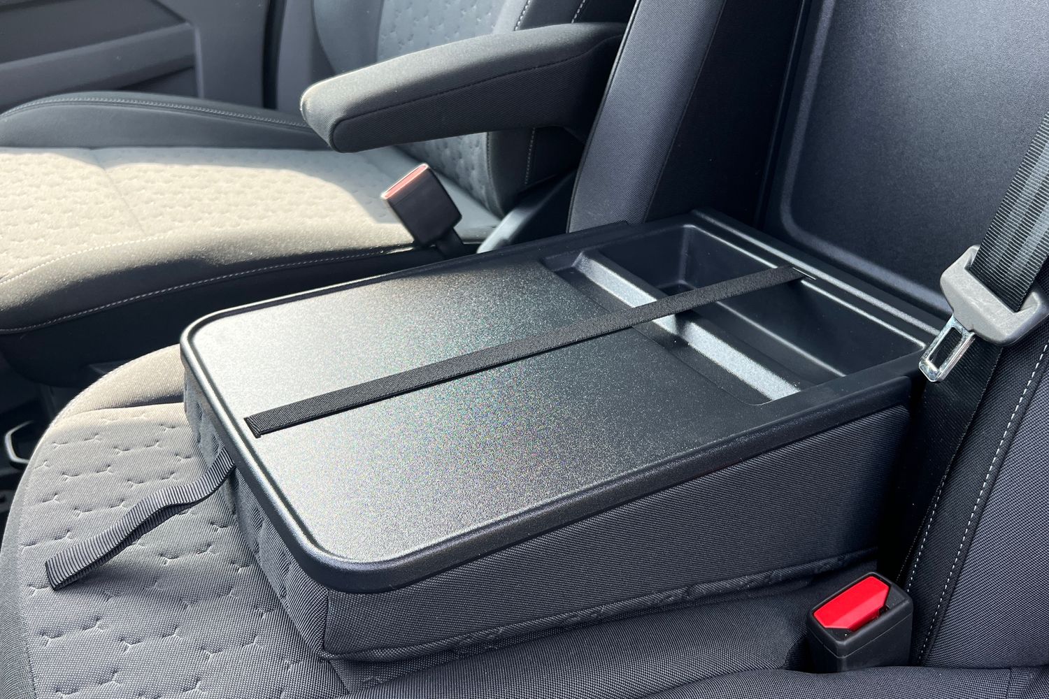 Ford TOURNEO CUSTOM Photo 28