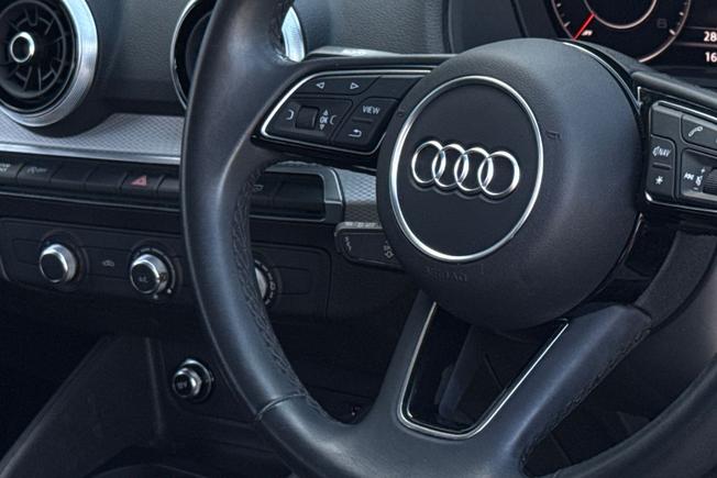 AUDI Q2 Photo 38