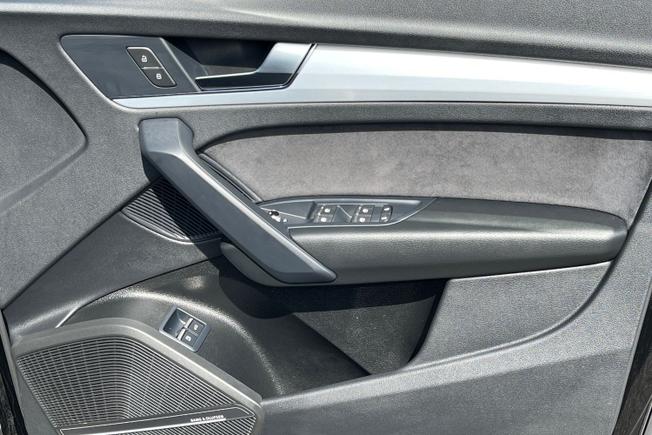 AUDI Q5 Photo 40