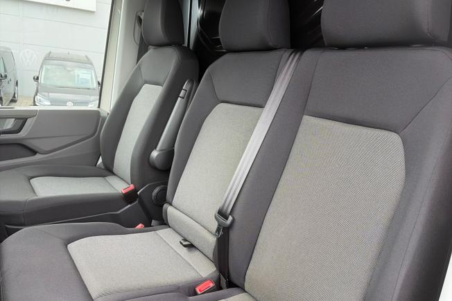 VOLKSWAGEN Crafter Photo 29