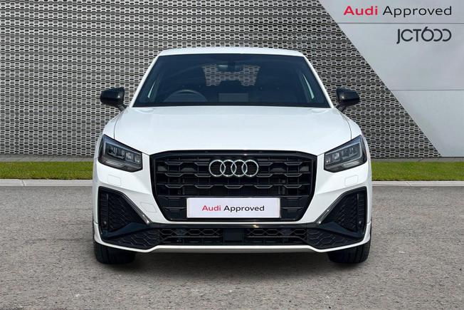 AUDI Q2 Photo 8