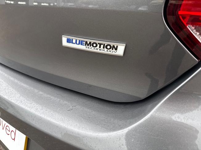 VOLKSWAGEN Polo Photo 28
