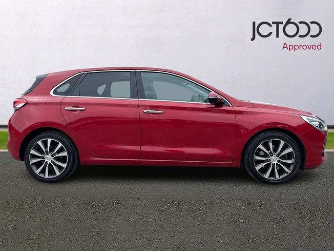 HYUNDAI I30 Photo 4