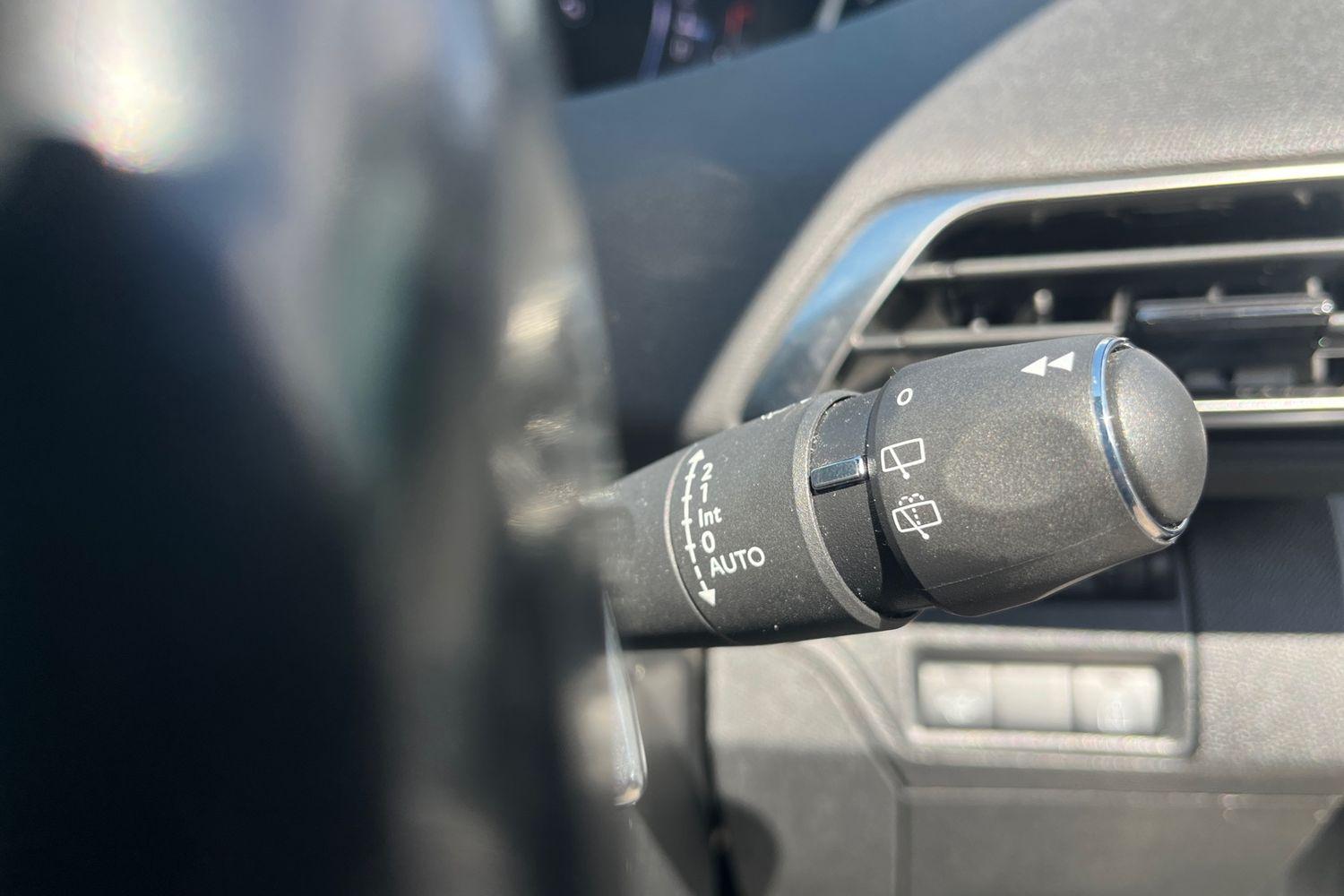 Peugeot 5008 Photo 14