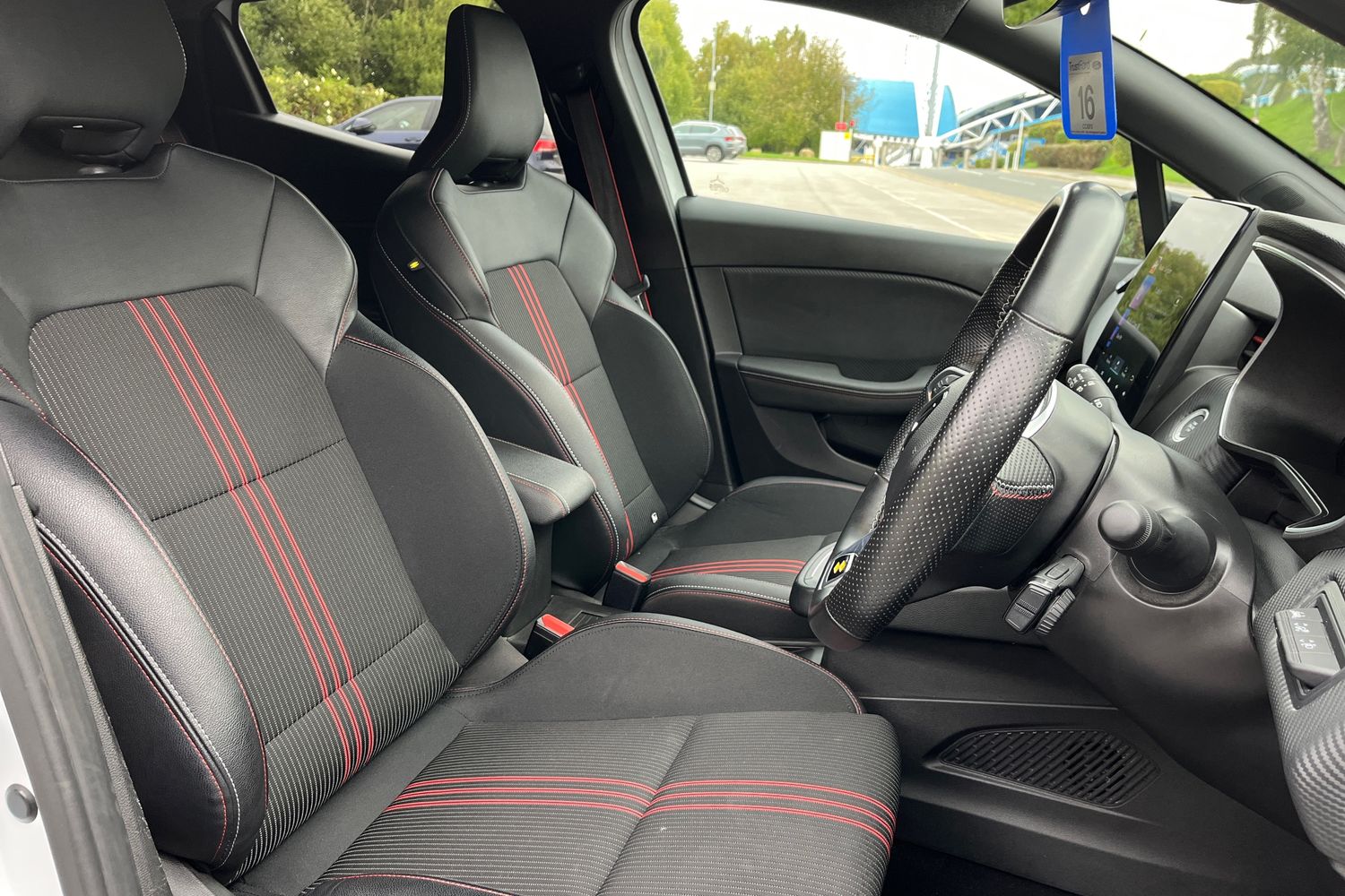 Renault Clio Photo 16